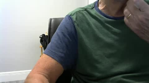 Ossi online show from October 9, 1:44 am