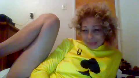 Snapshot of otherroomladycc chatting on September 14, 7:04 pm otherroomladycc online show from September 14, 7:04 pm