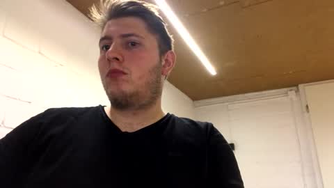 outflayd online show from February 13, 11:52 pm