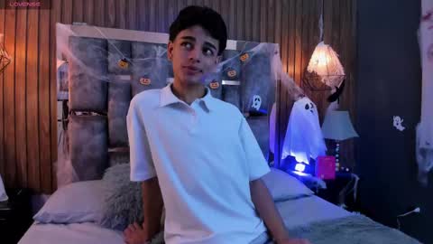 Owen Johnson online show from November 1, 12:15 pm