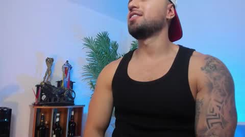 Maximus Owen online show from October 24, 11:27 pm