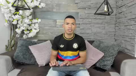 Owen online show from October 14, 1:03 pm