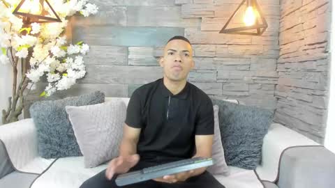 Owen online show from October 11, 12:10 pm
