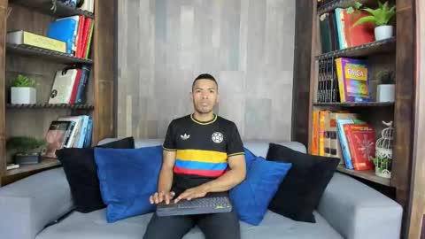 Owen online show from October 8, 12:00 pm