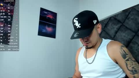 O W E N - S T O N E online show from November 14, 12:40 pm