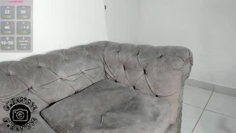 O W E N - S T O N E online show from September 27, 4:43 am