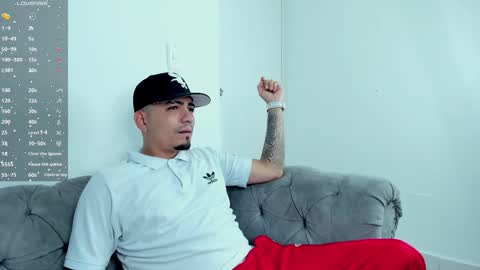 O W E N - S T O N E online show from November 10, 11:46 am