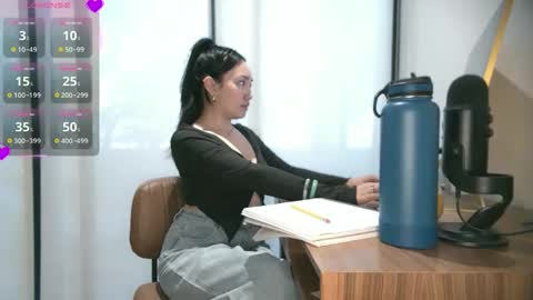 ozhmara online show from October 31, 3:23 pm