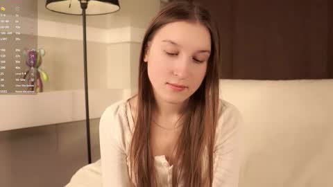 Caroline or just Lina online show from February 7, 1:30 am