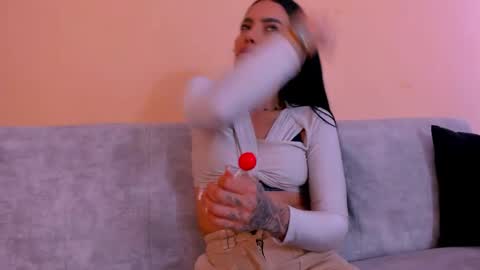 Pandora online show from November 13, 8:00 pm