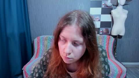 Ella online show from March 11, 7:44 am