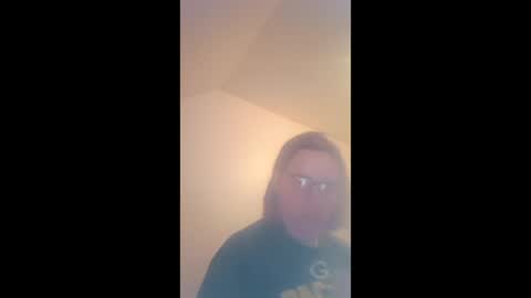 packer3love online show from May 3, 1:33 am