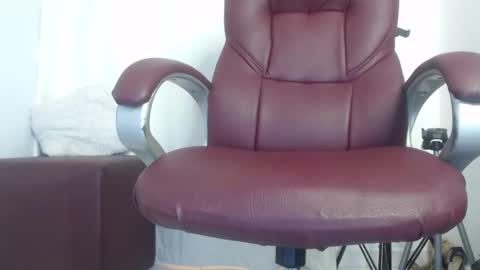 paiperhalliwey online show from February 19, 5:56 pm