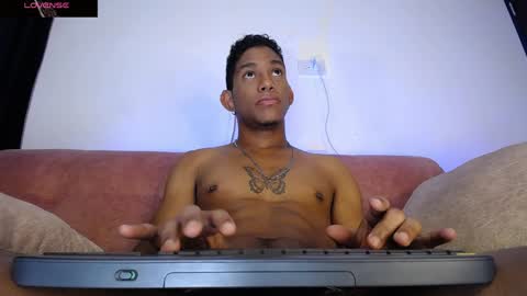 Palo Santo online show from April 8, 7:55 am