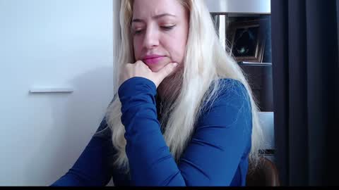 Snapshot of pam_fans chatting on October 25, 6:57 am BABE online show from October 25, 6:57 am