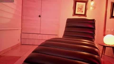 pamela_johnsonn online show from March 20, 8:58 pm