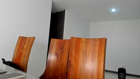 pamela_milleer online show from January 11, 5:20 am