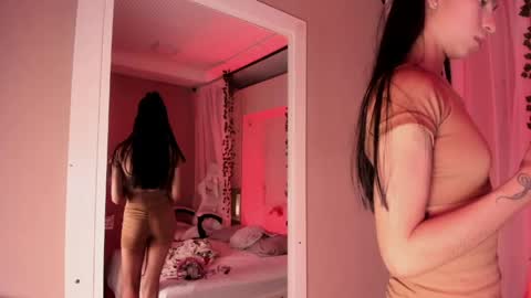  P A M  online show from May 23, 4:52 am