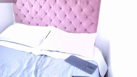 PamelaEvans   online show from February 26, 4:16 pm