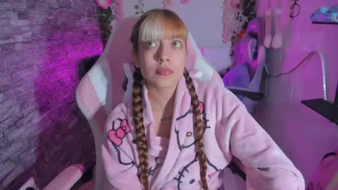 pamelajhonsom online show from April 21, 5:03 am