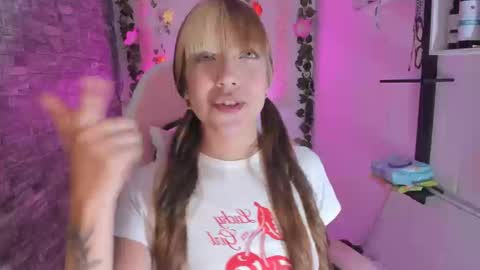 Snapshot of pamelajhonsom chatting on September 25, 10:50 pm pamelajhonsom online show from September 25, 10:50 pm