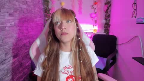 pamelajhonsom online show from December 16, 1:24 am