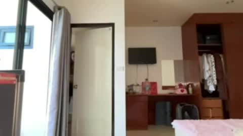 Kamila online show from April 11, 6:40 am