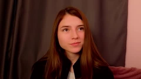 Snapshot of pamilarakestraw chatting on October 21, 7:39 pm daniella online show from October 21, 7:39 pm