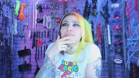 PandoraNez online show from November 19, 6:13 am