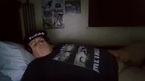 panos online show from April 2, 7:48 am