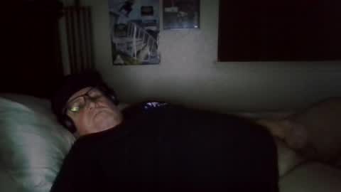 panos online show from April 3, 12:01 pm