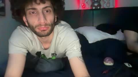 PantsLessTraveler online show from November 27, 10:56 am