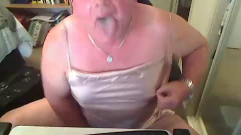 pantyandbraman online show from December 13, 8:09 am