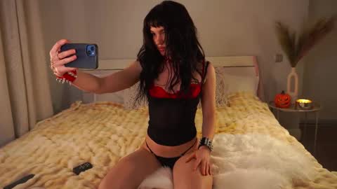 Kristina Kriss online show from October 14, 7:06 pm