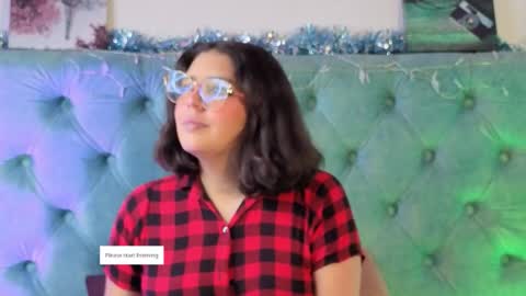 Paola Lyon online show from December 15, 12:12 pm