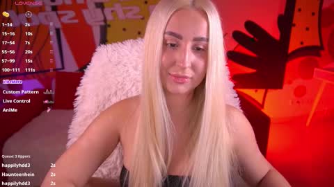 Lia online show from March 21, 2:33 pm