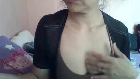 paolamz10 online show from April 4, 8:49 pm