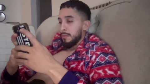 papicubano_guapo23cm online show from January 16, 5:05 am