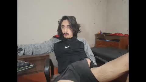 Lau online show from December 2, 7:08 am