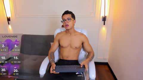 Ryan And Casper online show from March 21, 2:44 pm