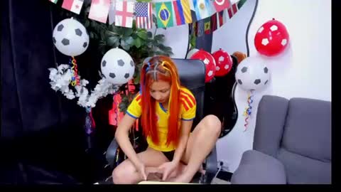 paris petit online show from June 18, 12:38 am