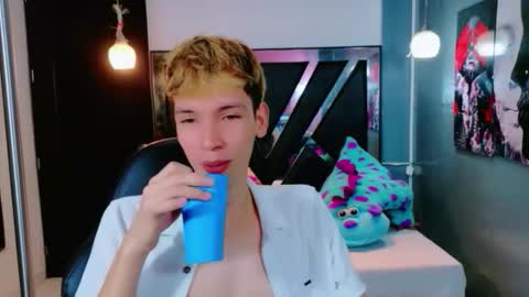 park_jimin1 online show from December 20, 12:56 pm