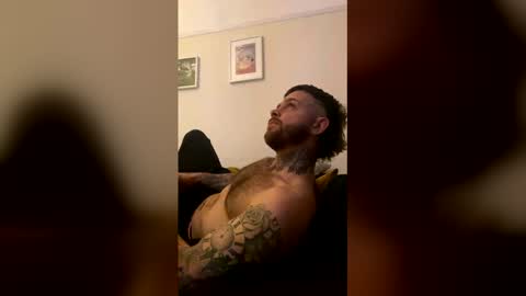 parkertom525 online show from March 24, 11:22 pm