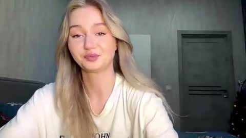 Milana online show from July 5, 3:41 pm