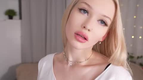 Sofi online show from November 18, 4:10 pm