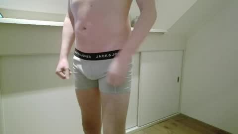 Partyboy online show from April 3, 9:33 pm