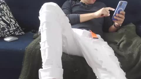 pasexhibe online show from October 12, 7:27 pm