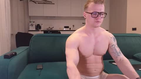 Pashka online show from March 8, 10:11 am