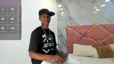 passion_black_ online show from April 8, 7:28 pm