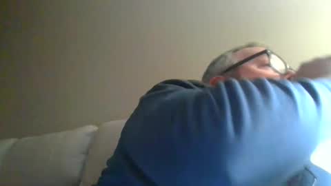 Snapshot of passporttraveler1 chatting on January 24, 1:03 am passporttraveler1 online show from January 24, 1:03 am